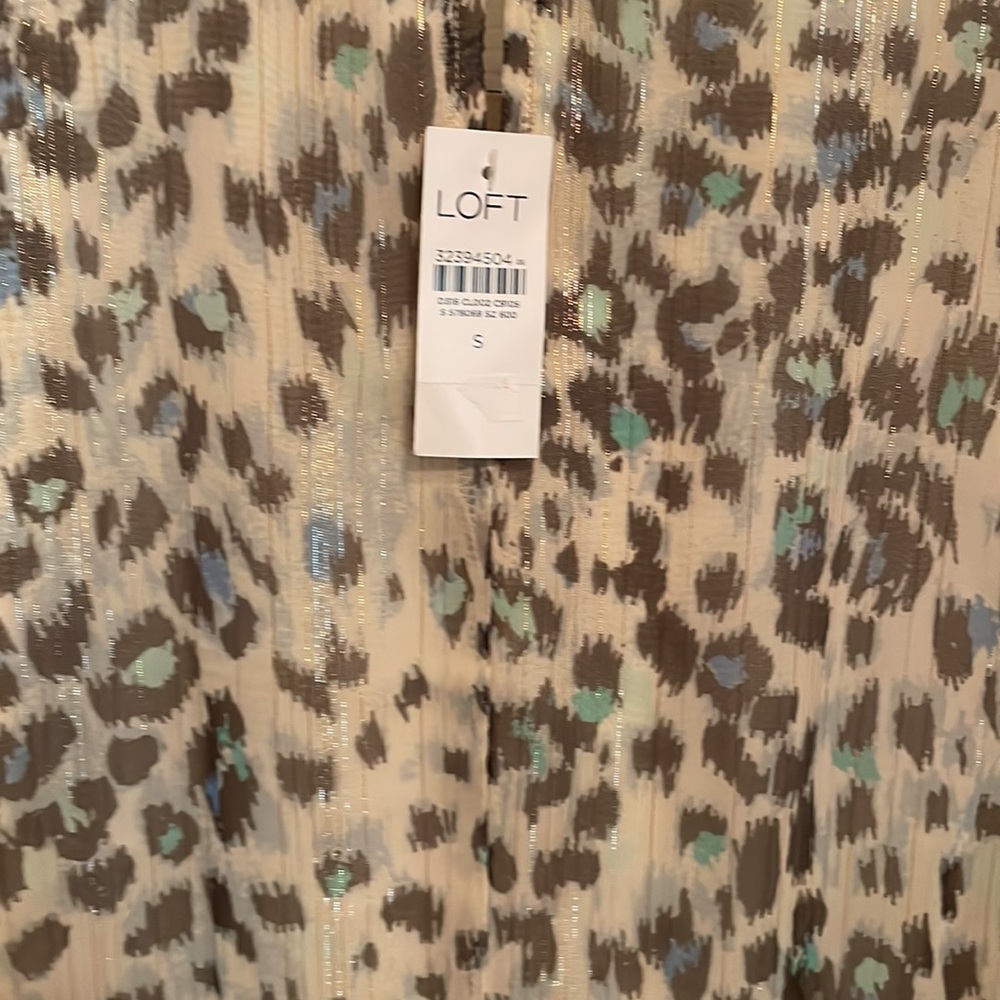 New dress with tag - Picture 4 of 5